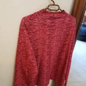 Long sleeve Croft and Barrow casual shirt.